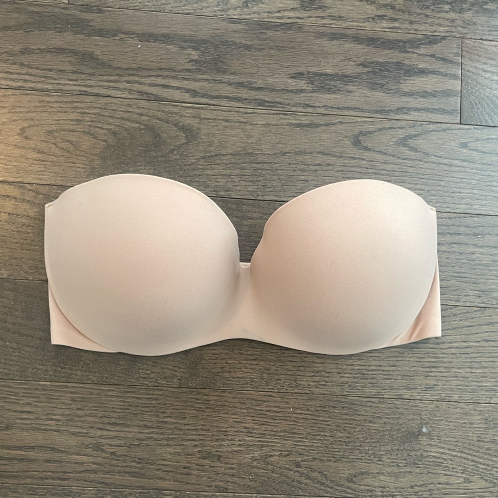 Victoria’s Secret Strapless Push Up Bra
